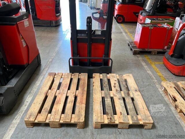 Manual stacker Linde L 12 1172