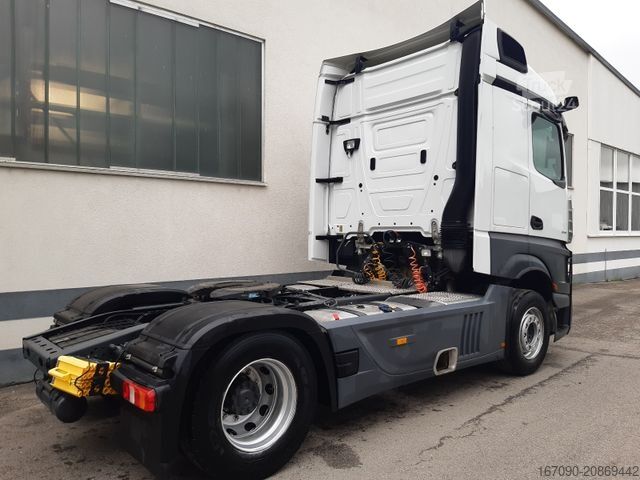 Standardní tahač MERCEDES-BENZ Actros 1845LS MP5 Streamspace Retarder Mirrorcam