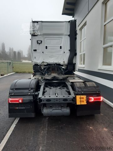 Trattore stradale standard MERCEDES-BENZ Actros 1851LS MP5 Gigaspace Retarder ADA Xenon