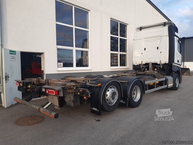 Camión con caja móvil MERCEDES-BENZ Actros 2545L Stream MP5 Multiwechsler 2x AHK