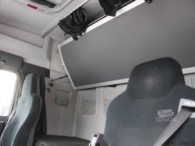 Standardowy ciągnik siodłowy MAN TGX 18.480, EURO 6, RETARDER