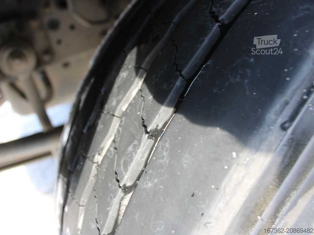 Samochód ciężarowy z plandeką typu platforma IVECO 150E, EURO 6, SIDEWALLS