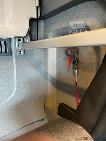 Cap tractor standard Renault T-High 480 Turbo-Comp. Retarder, Alu, Hydraulik