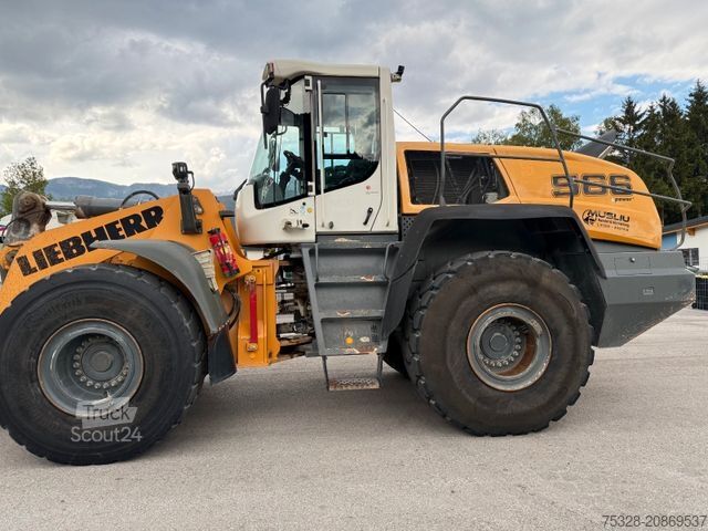 Cargadora de ruedas LIEBHERR L 566 Xpower 4,7m3 Schaufel Joystick Lenkun Top
