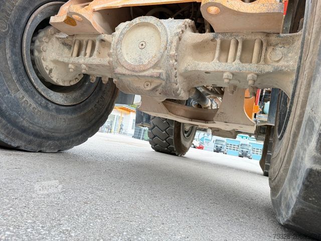 Cargadora de ruedas LIEBHERR L 566 Xpower 4,7m3 Schaufel Joystick Lenkun Top