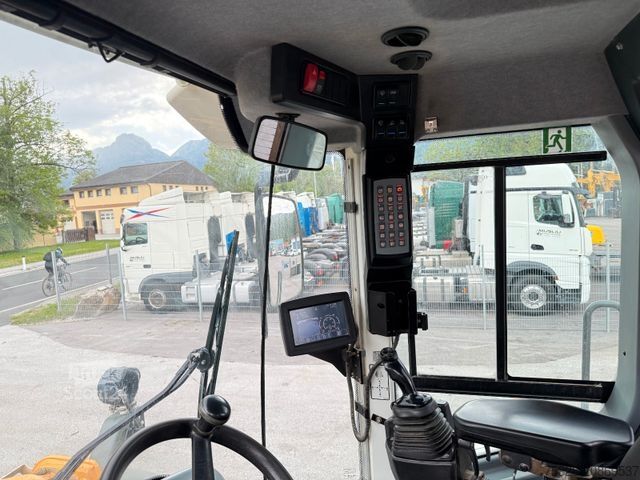 Cargadora de ruedas LIEBHERR L 566 Xpower 4,7m3 Schaufel Joystick Lenkun Top