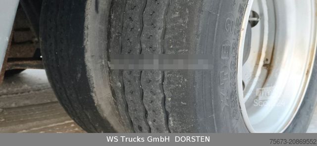 Remolque de transporte de caballos KABA 3 Stock Hubdach Viehanhänger