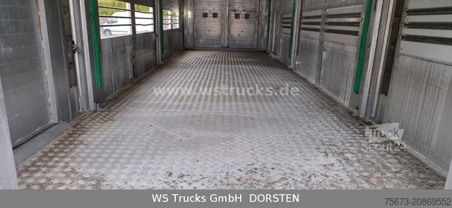 Remolque de transporte de caballos  KABA 3 Stock  Hubdach Viehanhänger