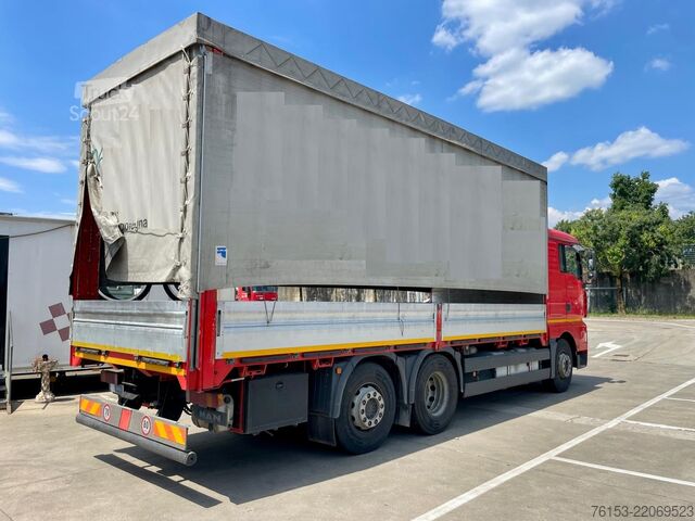 LKW mit Pritsche & Plane MAN TGA 26.460