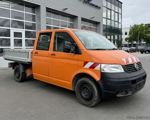 Pick-up dodávka Volkswagen T5 Pritsche DoKa/ AHK