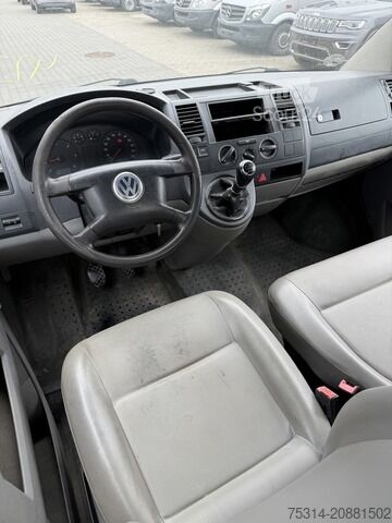 Pick-up dodávka Volkswagen T5 Pritsche DoKa/ AHK