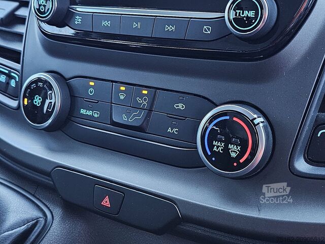 Transporte de pasajeros FORD TRANSIT CUSTOM 2.0 L2H1 2x Airco 9P!