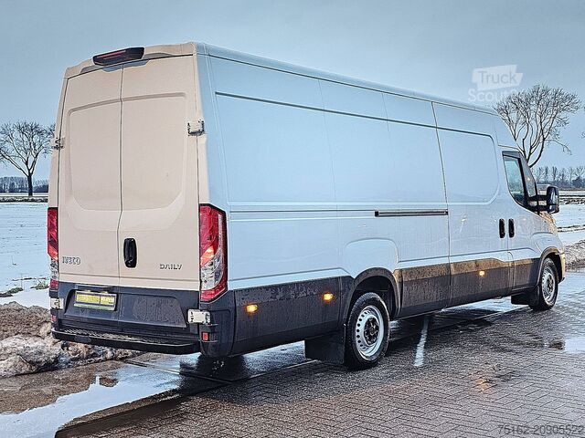 Kombi s vysokou strechou IVECO DAILY 35S16 L4H2 Maxi Automaat!