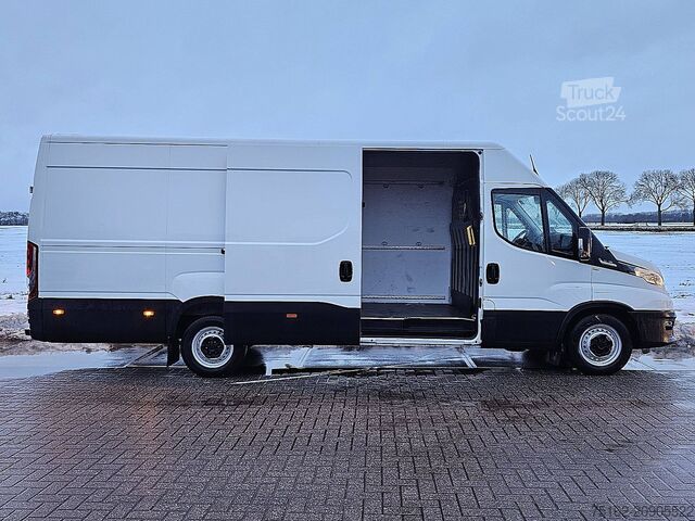 Kombi s vysokou strechou IVECO DAILY 35S16 L4H2 Maxi Automaat!