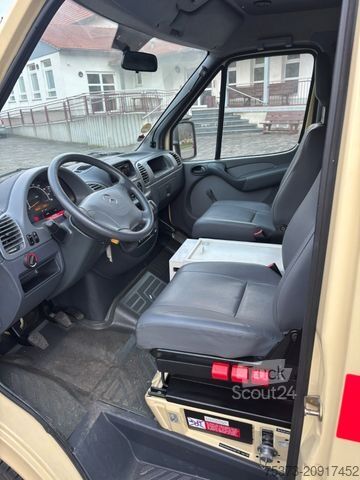 Fourgon tôlé MERCEDES-BENZ Sprinter 313 CDI Ex. KTW/Camper/Expedition
