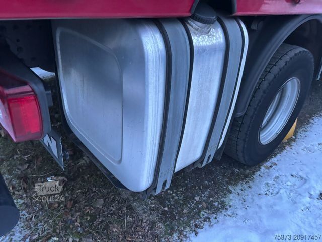 Tenteli düz yataklı kamyon MAN TGL 12.250 DOKA /Motorabtrieb/Anbauplatte