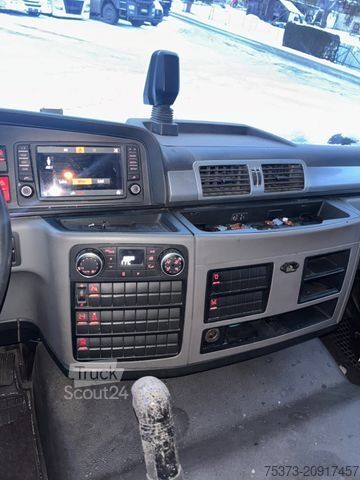 Tenteli düz yataklı kamyon MAN TGL 12.250 DOKA /Motorabtrieb/Anbauplatte