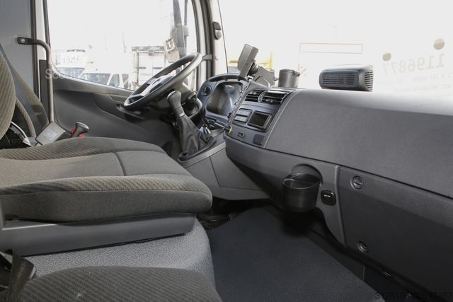 Tre-vejs tippevogn MERCEDES-BENZ ATEGO 823 K Meiller 3-Seitenkipper KAMERA AHK