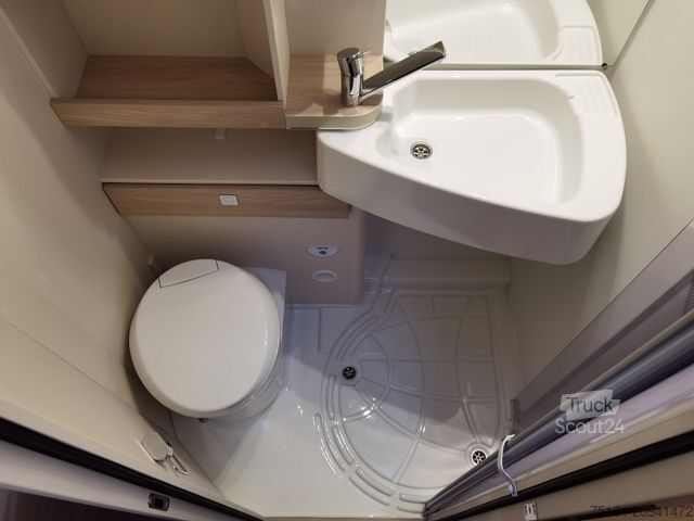 Alkove-camper EURAMOBIL ACTIVA ONE 690 HB / 180PS-9G AUTOMATIK -40H MAXI