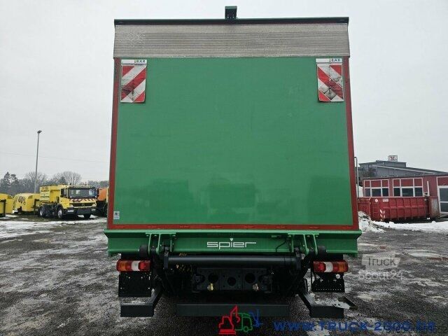 Фургон (грузовой автомобиль) Mercedes-Benz Actros 1824 Koffer 7,30 m LBW 2t. MBUX 1.Hand