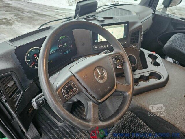 Фургон (грузовой автомобиль) Mercedes-Benz Actros 1824 Koffer 7,30 m LBW 2t. MBUX 1.Hand