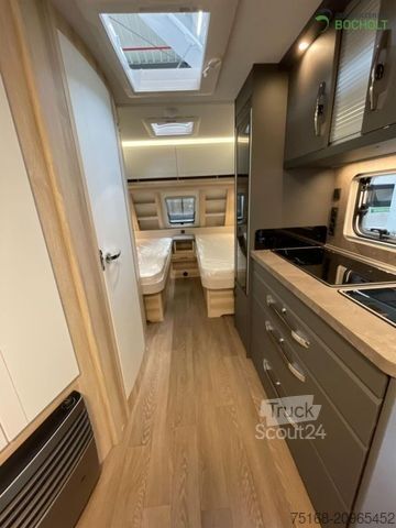 Lakókocsi HOBBY De Luxe 495 UL InterCaravaning Sondermodell