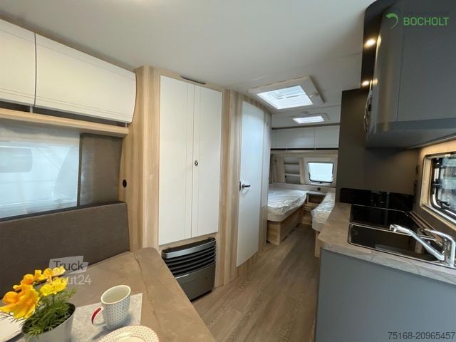 Lakókocsi HOBBY De Luxe 495 UL Modell 2026 / 1800 kg