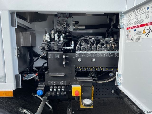 Автобетононасос MERCEDES-BENZ Arocs 2740 6x4 E6 GSR Schwing  S36X Razor-5Knick