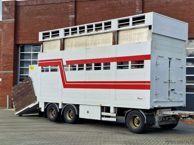 Veetransport Samro 3 axle - 2 deck livestock - Lifting roof - Regn...