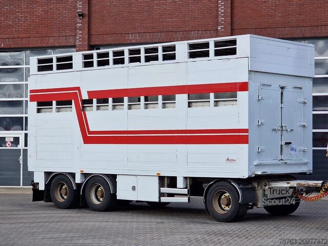 Veetransport Samro 3 axle - 2 deck livestock - Lifting roof - Regn...
