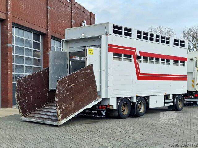 Veetransport Samro 3 axle - 2 deck livestock - Lifting roof - Regn...