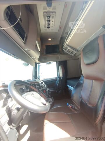 Cap tractor voluminos DAF XF 530 FT