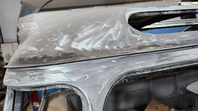 Minibus MERCEDES-BENZ Vorgänger Sprinter O 319 Samba mit Faltdach AC