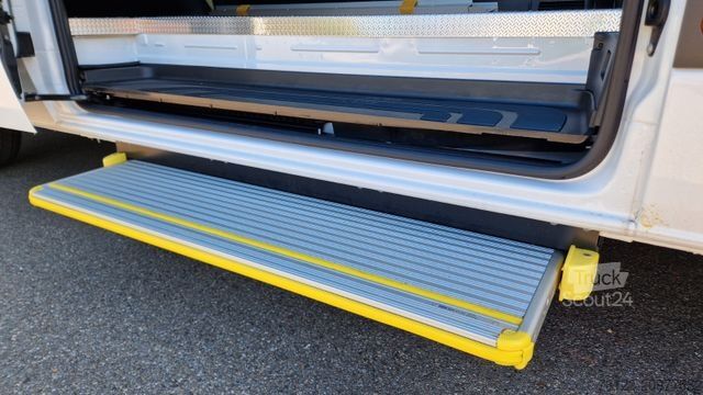 Microbuz MERCEDES-BENZ Sprinter Lord Light 22 Sitzer 5 x Lagerfahrzeug