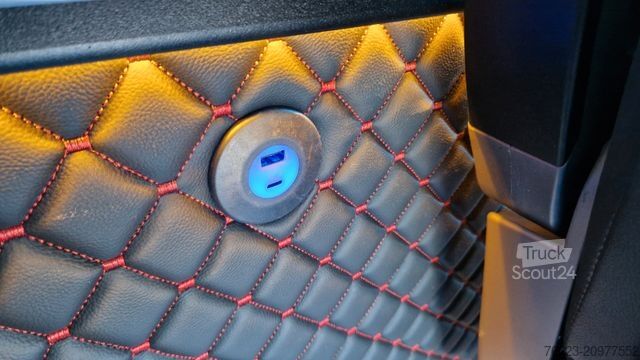 Microbuz MERCEDES-BENZ Sprinter 315 Tourer 9 SS  VIP Systemboden Stock