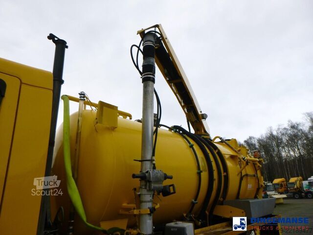 Kolkenzuiger DAF LF 55.220 4X2 Whale vacuum tank 8.1 m3