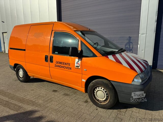 Kastenwagen Citroën Jumpy **BELGIAN ORIGINE-LOW KM**