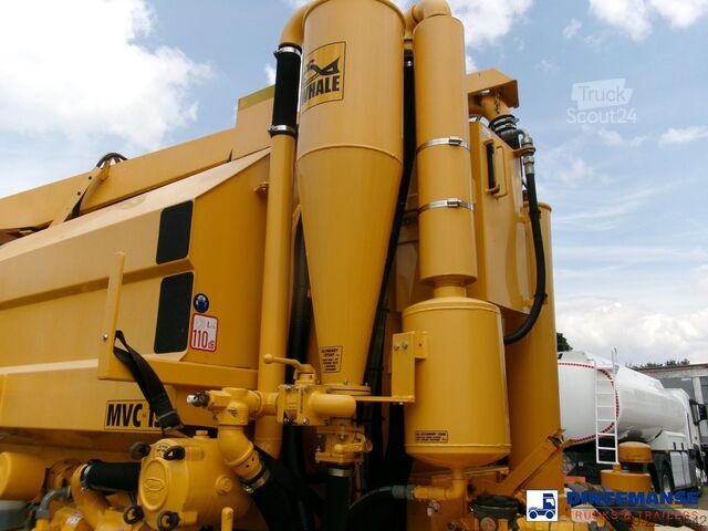 Відсмоктувач DAF LF 220 4X2 Whale vacuum tank 7 m3