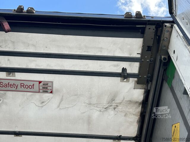 Schiebeplanen Schmitz Cargobull SCB S3T / Curtainside / Disk Brakes / APK TUV 1...