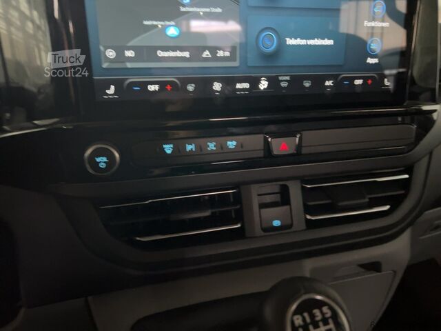 Minibus FORD TOURNEO CUSTOM 320 L1 Titanium 100 kW ACC