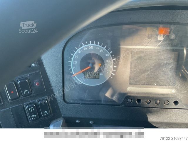 Articulated bus MERCEDES-BENZ Conecto G/Klima/Euro6/O 530 G/A23/A40