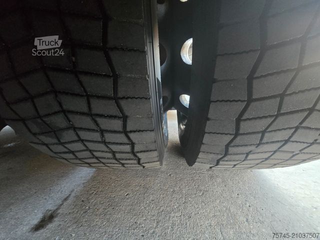 Volume trekker MERCEDES-BENZ ACTROS 1853 * LEDER  * VOLL * GIGASPACE * LOHR *