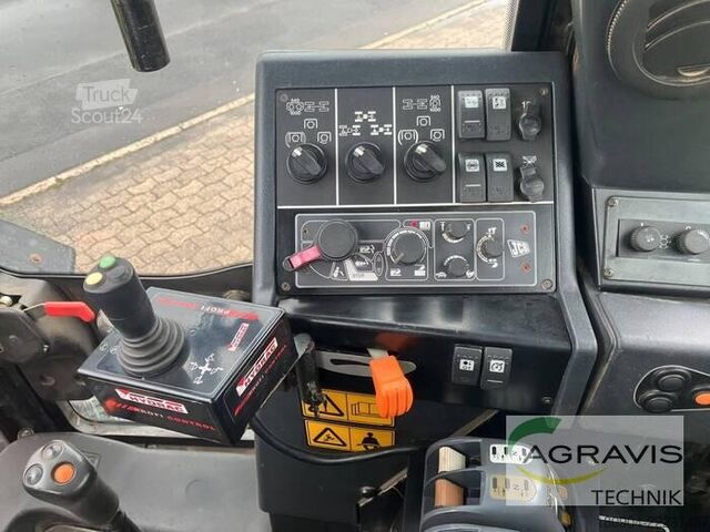 Traktor JCB FASTRAC 2155