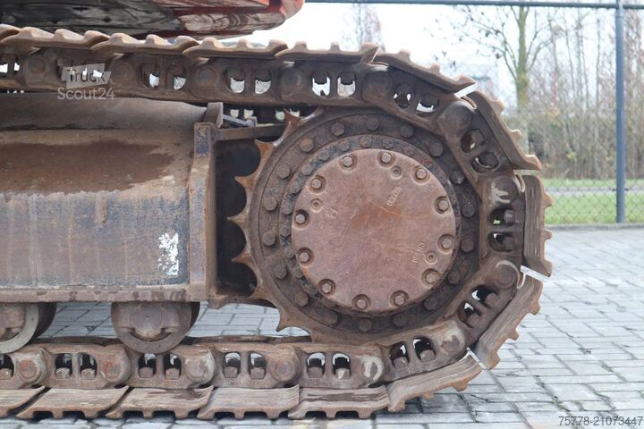 Pelle sur chenilles Hitachi ZX225 USRLC-6 | ROTOTILT | BUCKET | GOOD CONDITION