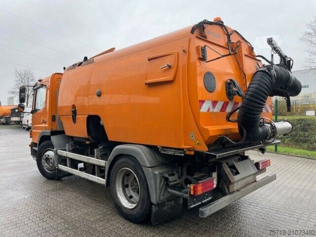 Spezial-LKW Mercedes-Benz 1518 4x2 Atego Bucher Cityfant