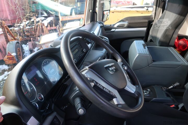 Dviaukštė atvira MAN TGS 26.320 6x2-2 BL