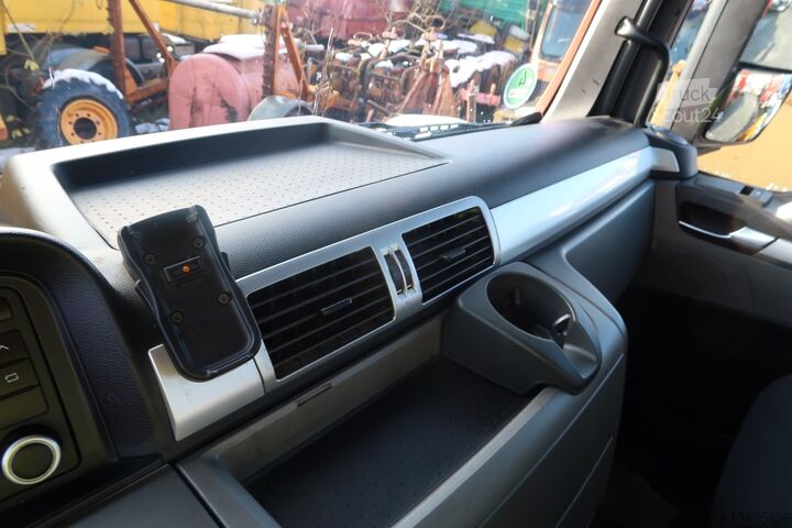 Platforma deschisă MAN TGS 26.320 6x2-2 BL