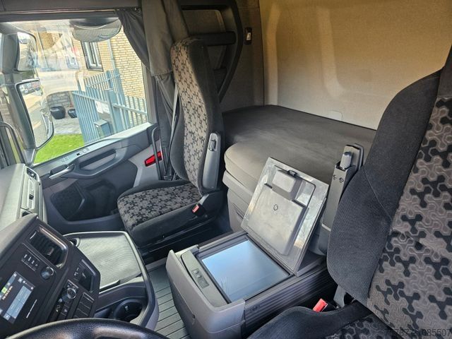 Стандартный седельный тягач SCANIA R450 High NGS