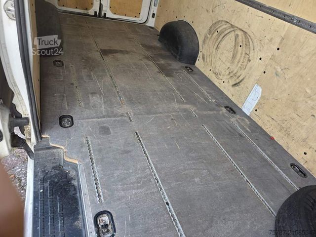 Højt tag varevogn VOLKSWAGEN Crafter 3,5 to, 1+2 Sitzer, AHK, 6 Gang man Scha