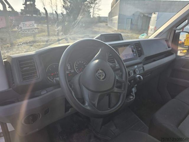 Højt tag varevogn VOLKSWAGEN Crafter 3,5 to, 1+2 Sitzer, AHK, 6 Gang man Scha